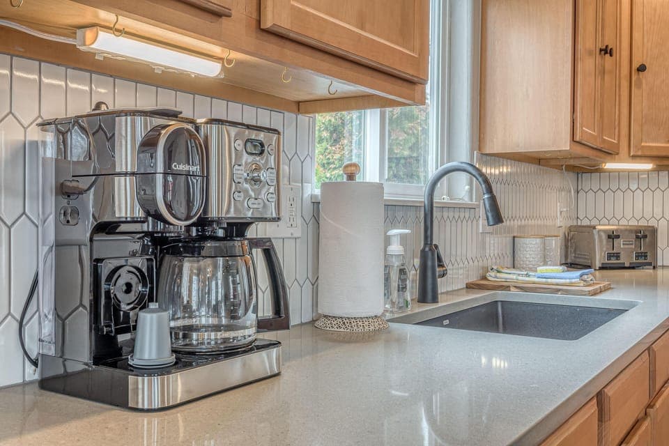 Regular Coffee Pot/Single Cup Combo