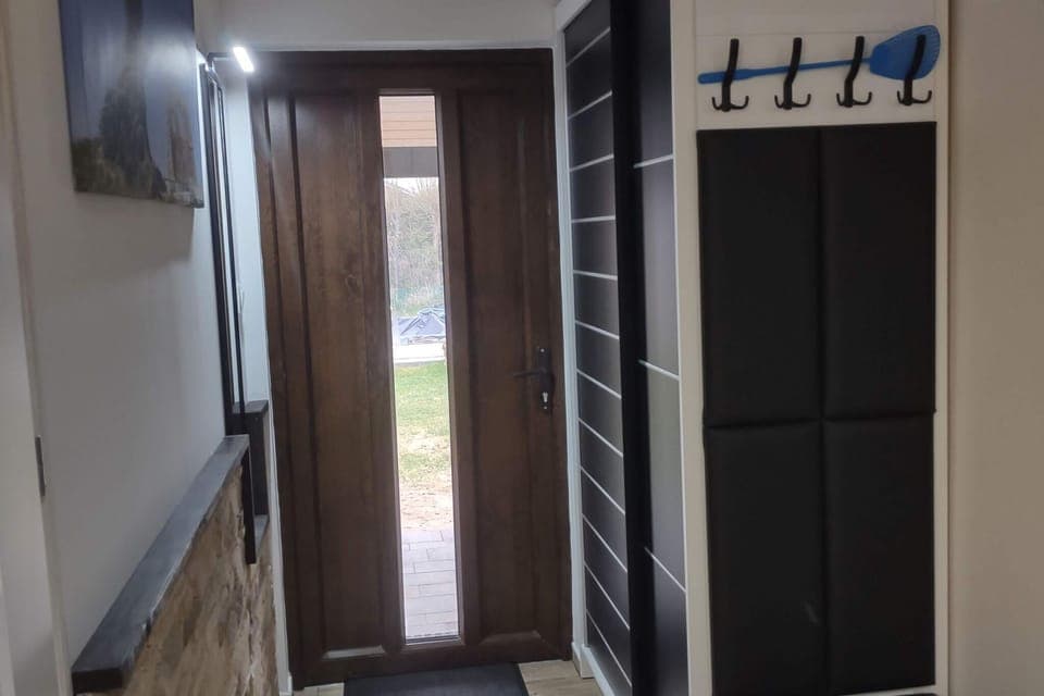 Entrance / Reception