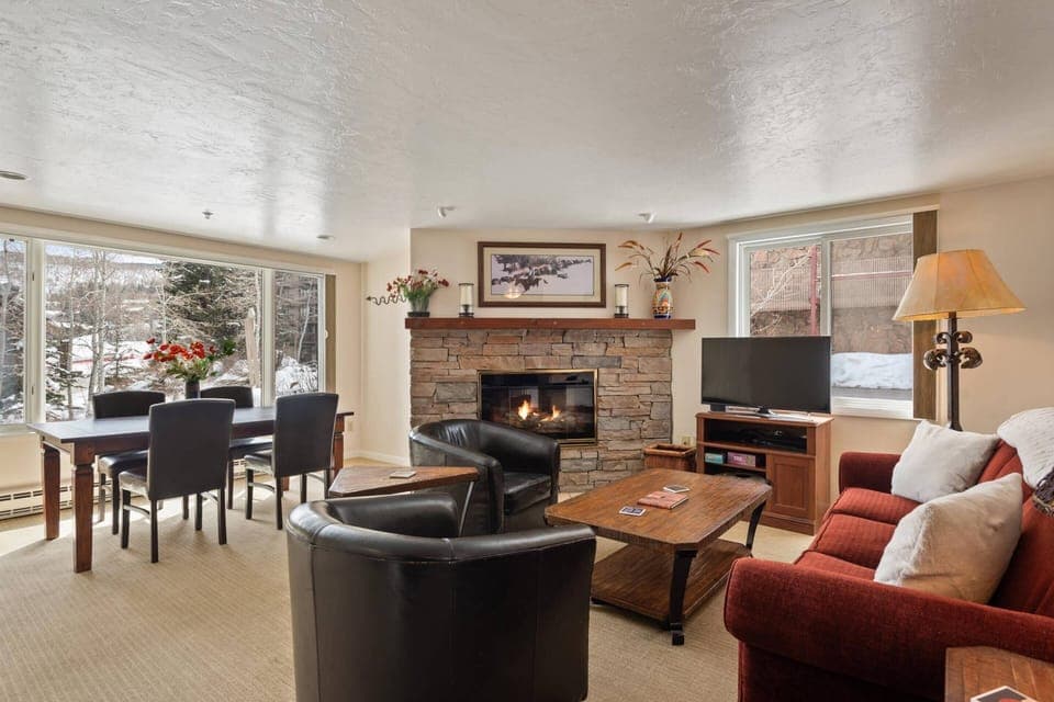 This corner unit at the Terracehouse condos has a great view of the nearby ski slope from the wall to wall living area window.