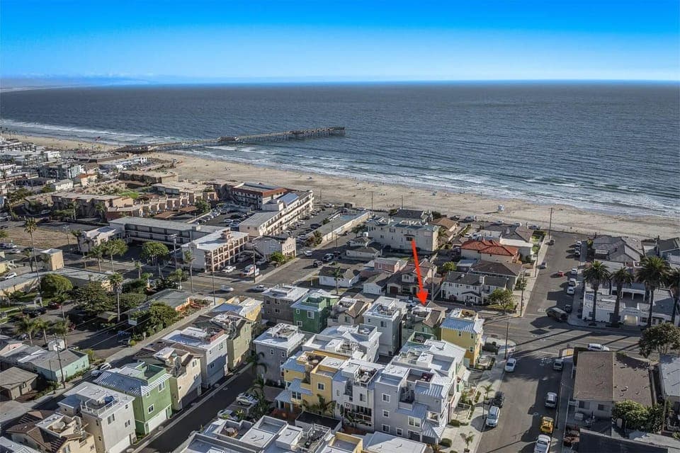 One block to beach access...2 minute walk