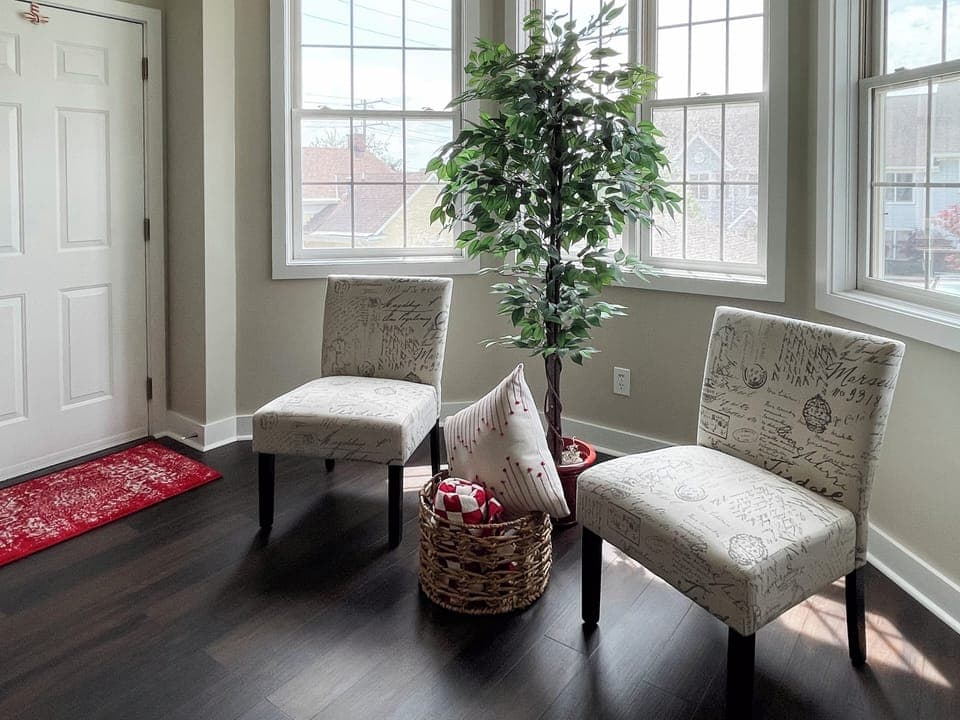 Flexible seating options.