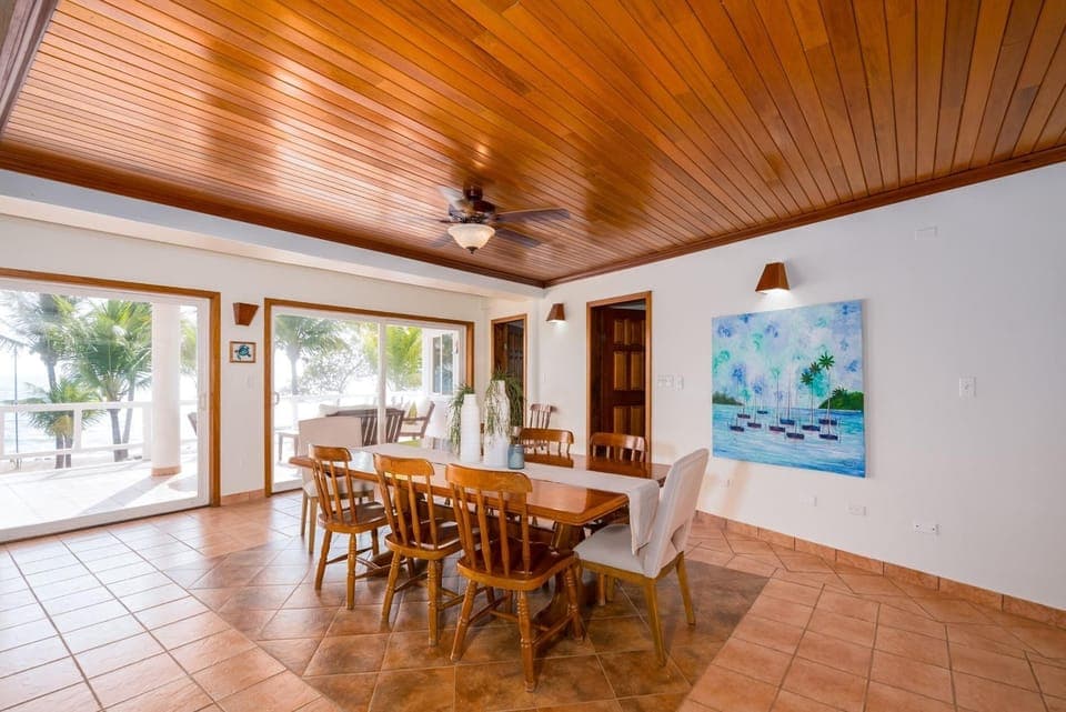 Dolphin Beach - Private Oceanfront 4-Bed Villa w/Pool on Huge Lot (3680)