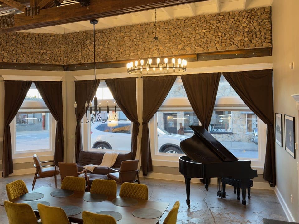 Vintage 1925 baby grand piano