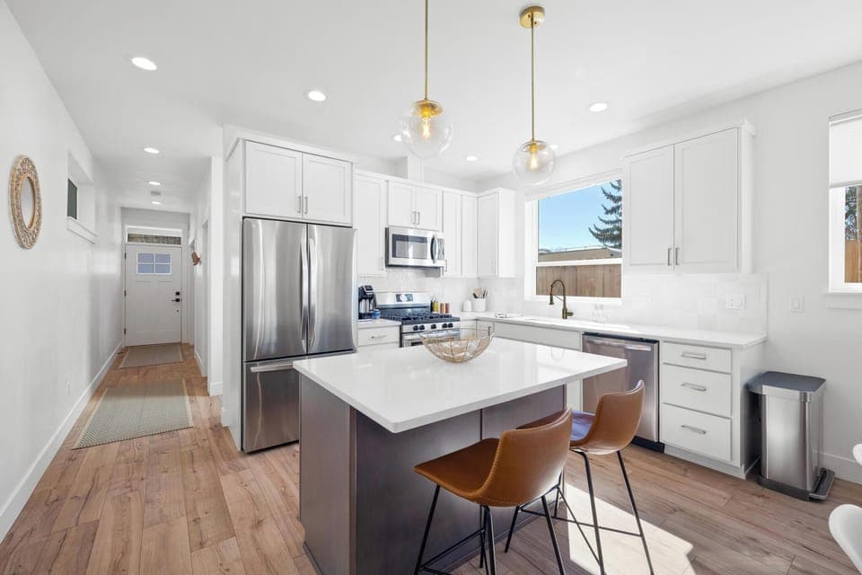 Kitchen | Fully Stocked | 1st Floor