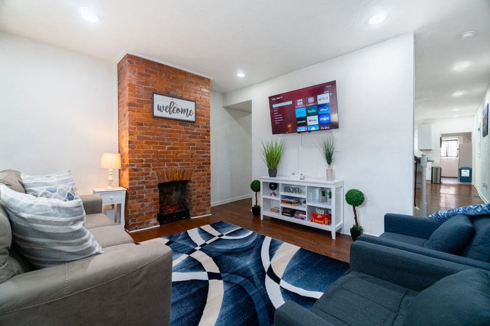 Welcome to your home away from home! There is plenty of space in this home.