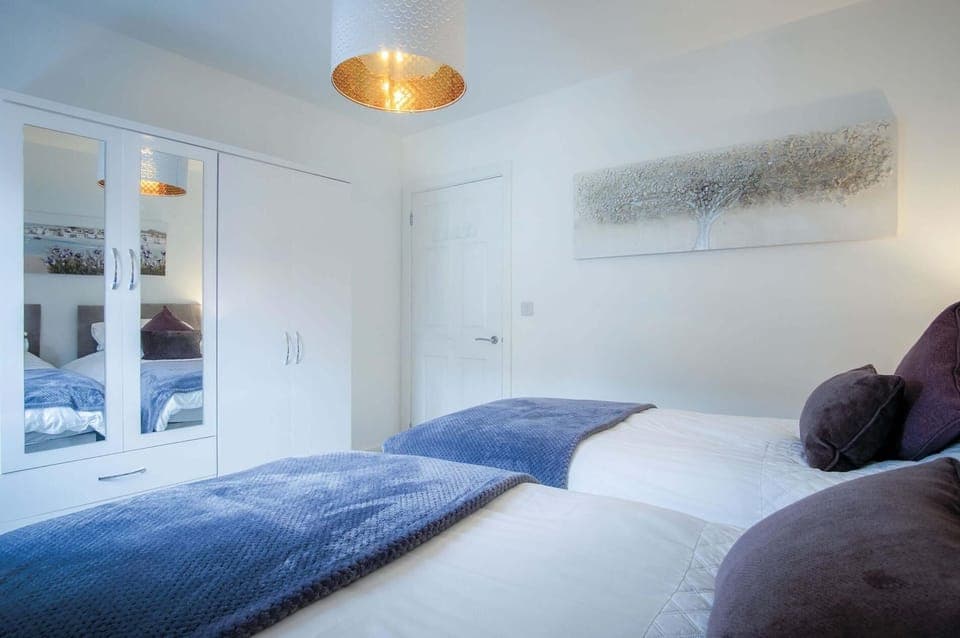 Luxurious Apartment Charlton Mews - 2 Bed - Tenby (22114)