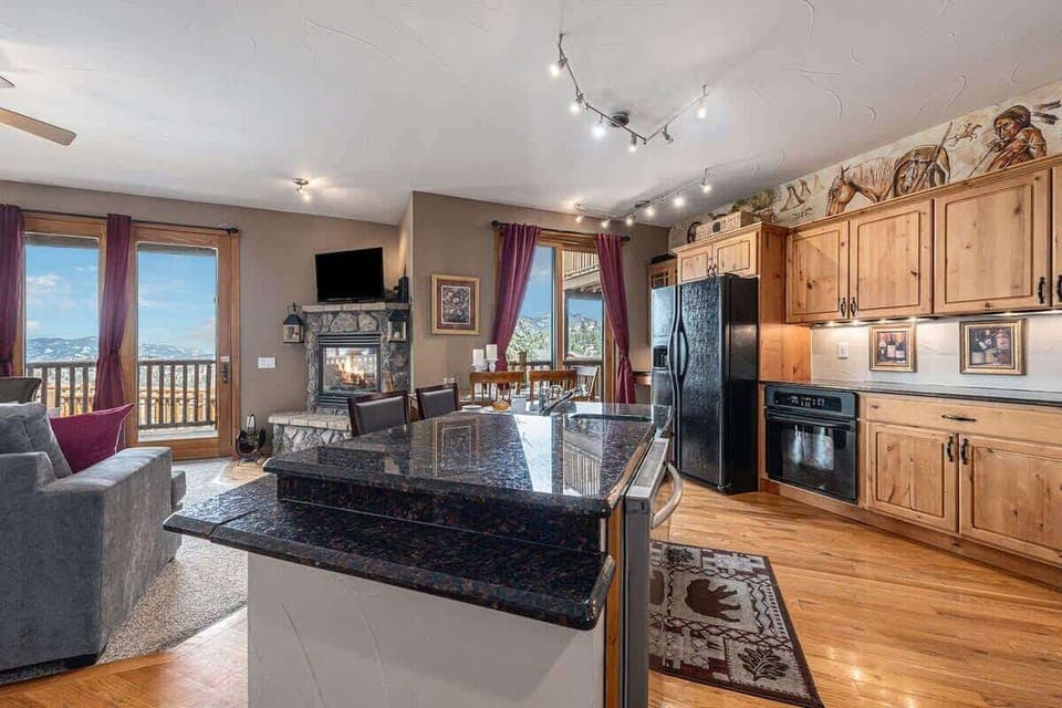 Kitchen and dining space