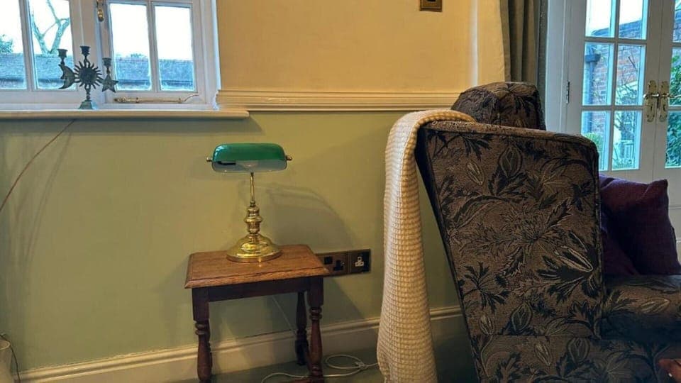 Lounge reading side lamp