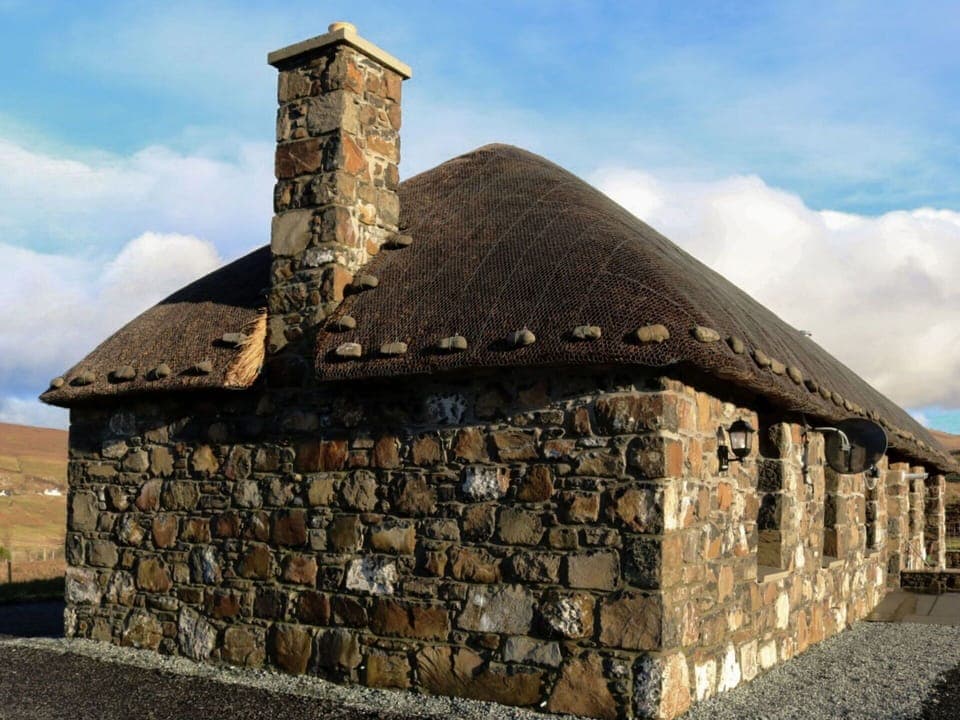 Sky, Cloud, Building, Highland, Cottage, Wood, Facade, Landscape, Brickwork, Brick