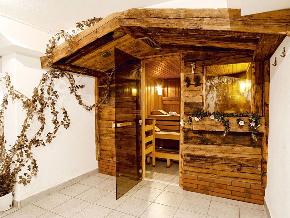 Property, Wood, Building, Architecture, Interior Design, Floor, Decoration, Door, Hardwood, Window