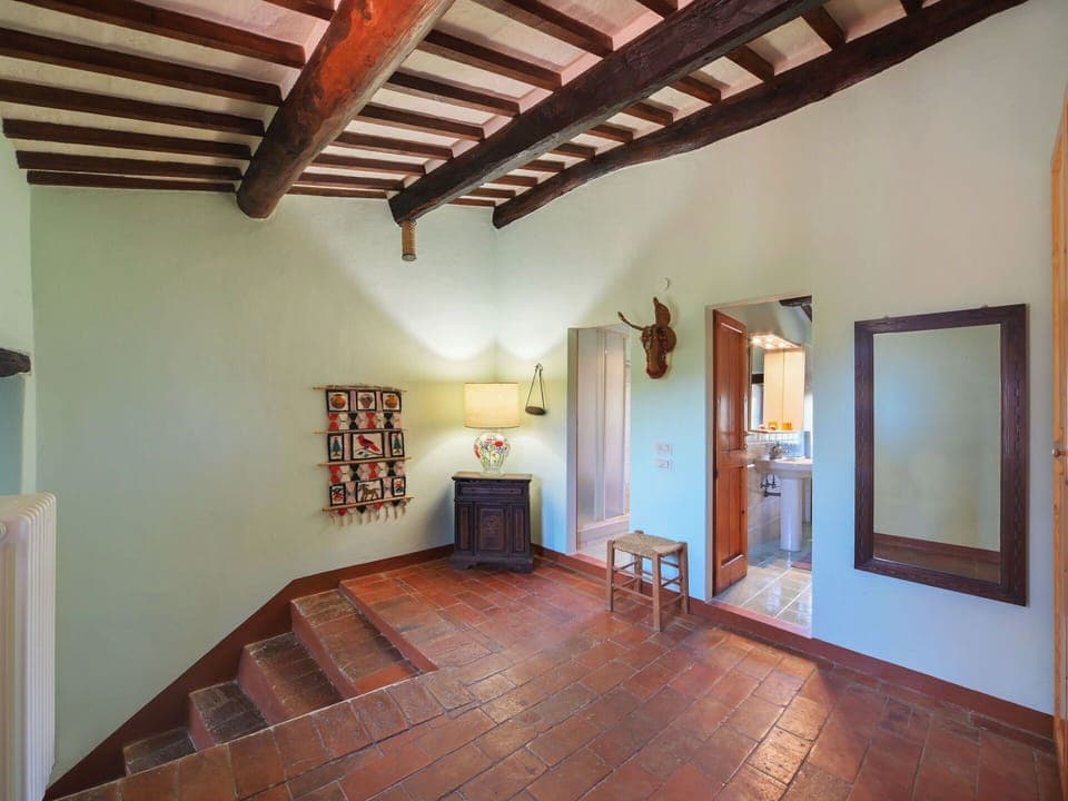 Picture Frame, Property, Wood, Building, Interior Design, Lighting, Hall, Architecture, Wood Stain, Floor