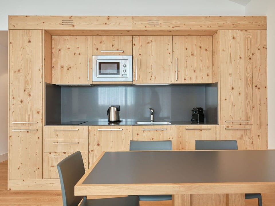 Brown, Cabinetry, Countertop, Sink, Property, Kitchen Sink, Furniture, Building, Tap, Wood