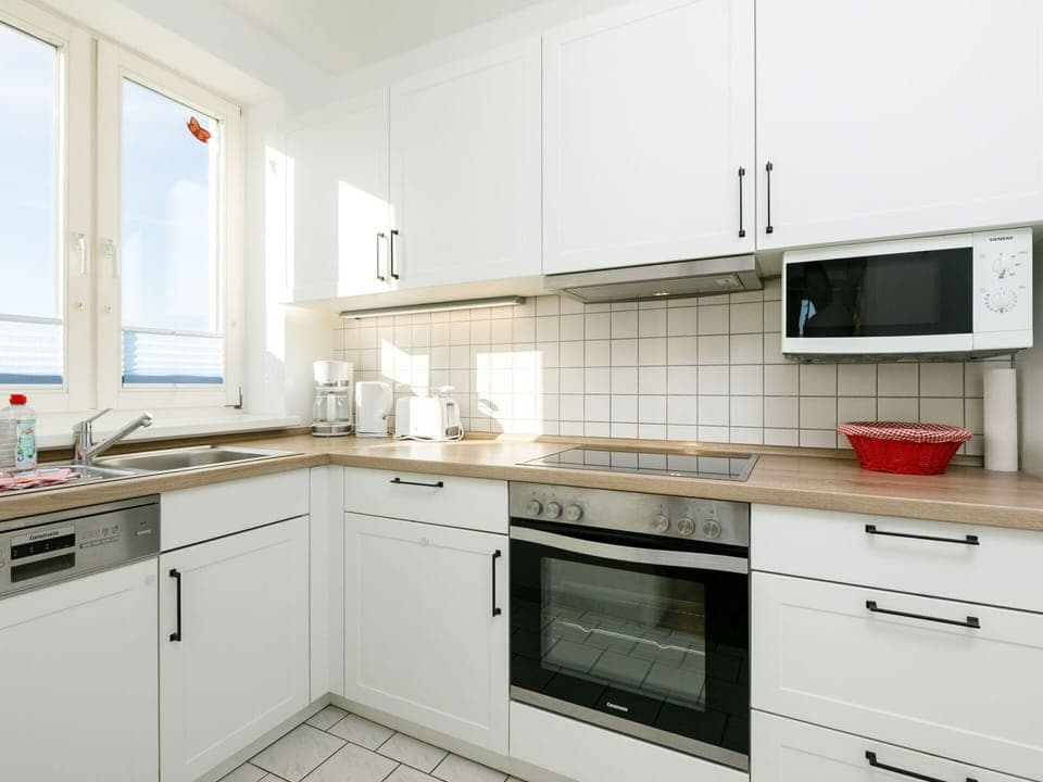 Cabinetry, Countertop, Building, Sink, Kitchen Stove, Kitchen Sink, Kitchen, Kitchen Appliance, Wood, Window