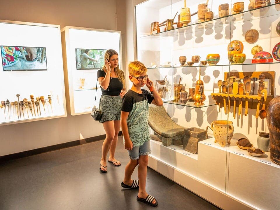 Shoe, Picture Frame, Automotive Design, Shelf, Event, Fun