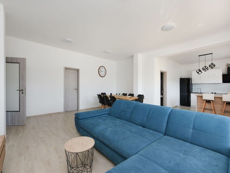 Couch, Table, Property, Furniture, Door, Lighting, Wood, Studio Couch, Interior Design, Building