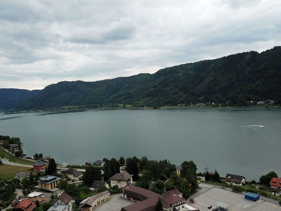 Water, Cloud, Sky, Water Resources, Mountain, Highland, Lake, Bank, Landscape, Natural Landscape