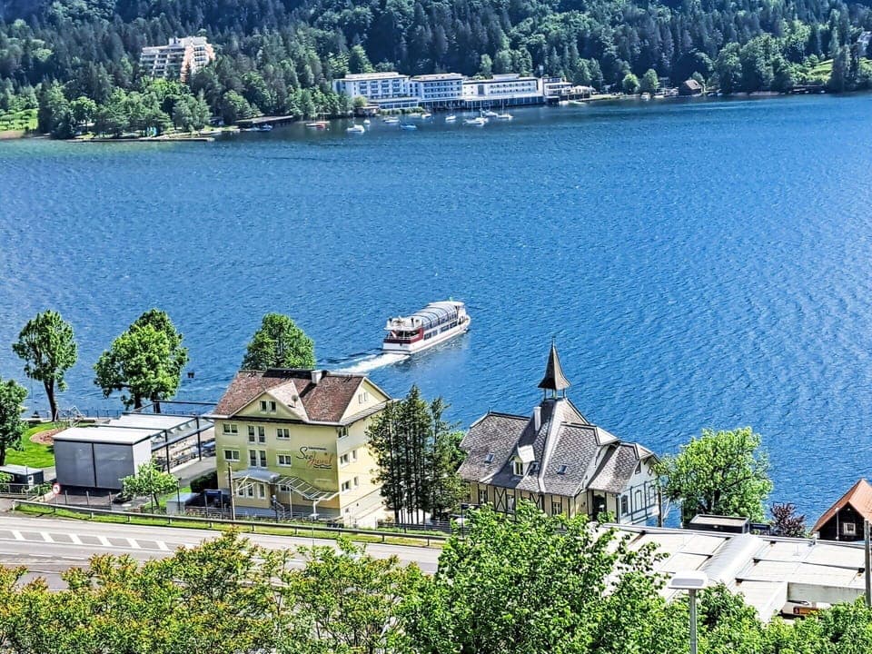 Water, Water Resources, Body Of Water, Waterway, Coastal And Oceanic Landforms, Bank, Landscape, Lake, Watercourse, Channel
