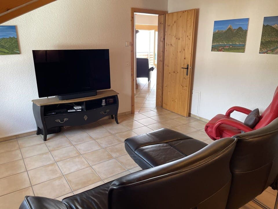 Furniture, Property, Television, Comfort, Wood, Interior Design, Living Room, Building, Floor, Flooring