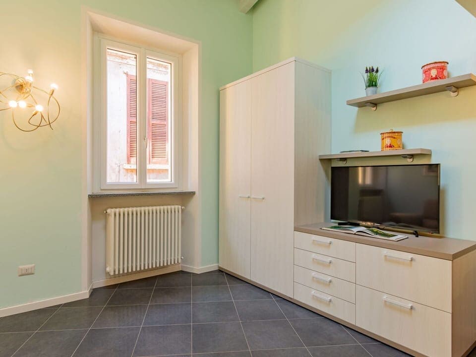 Property, Cabinetry, Building, Wood, Interior Design, Drawer, Architecture, Wall, Window