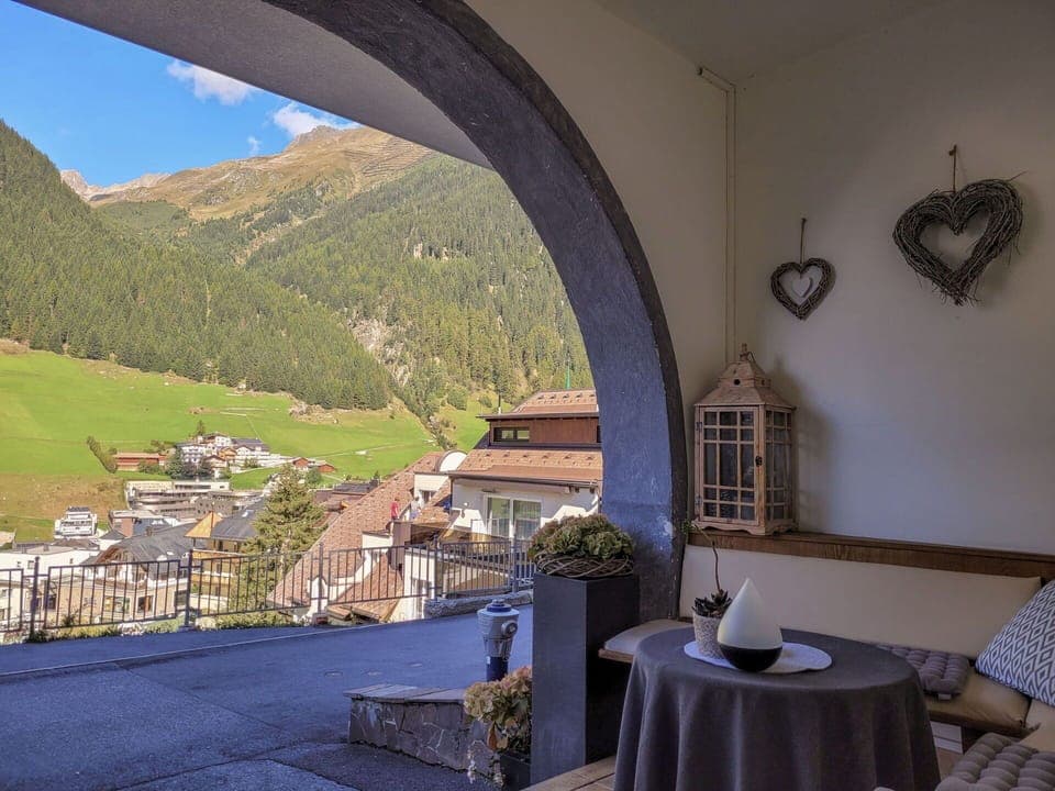 Building, Plant, Property, Sky, Azure, Wood, Window, Table, Lighting, Architecture
