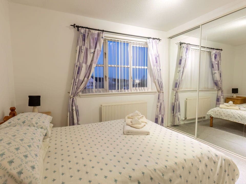 Property, Furniture, Building, Comfort, Blue, Azure, Window, Textile, Wood