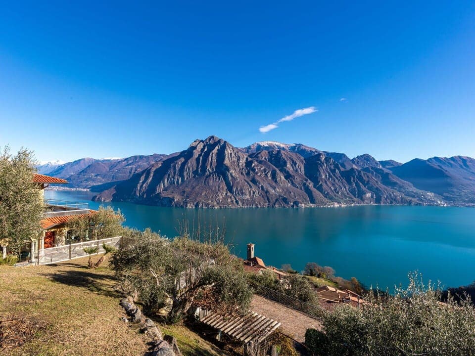 Water, Sky, Plant, Water Resources, Mountain, Cloud, Blue, Azure, Tree, Natural Landscape