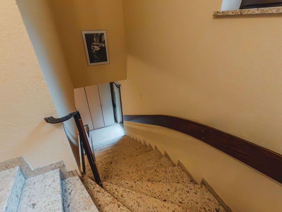 Property, Wood, Building, Stairs, Comfort, Interior Design, Flooring, House, Floor, Wall