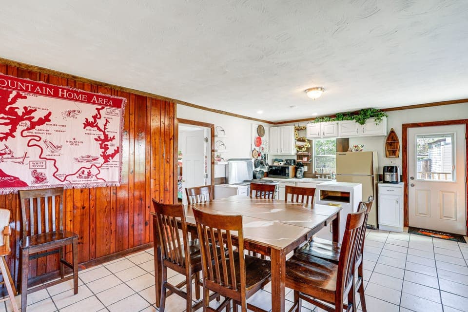 Dining Area | Kitchen | Commercial-Grade Stove | Cooking Basics