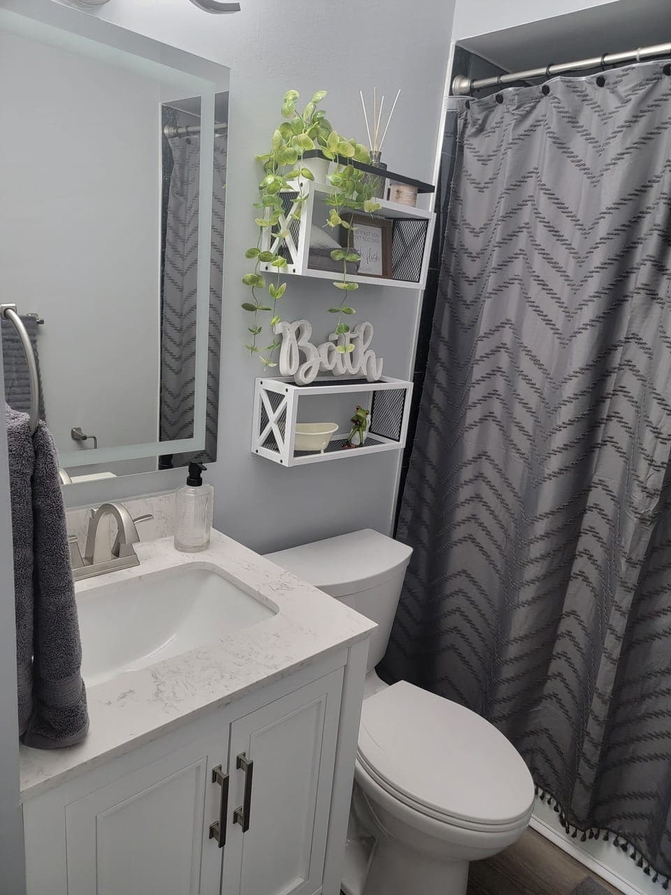 full bathroom with tub