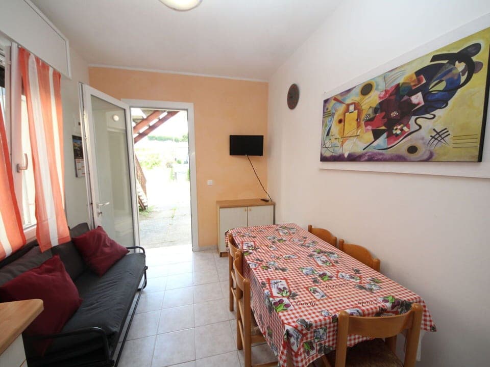 Property, Furniture, Textile, Comfort, Interior Design, Window, Floor, Wall, Door, Building