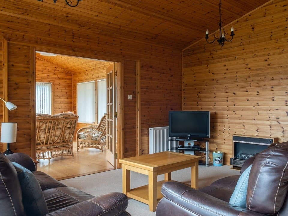 Furniture, Property, Table, Couch, Wood, Building, Comfort, Lighting, Lamp, Interior Design