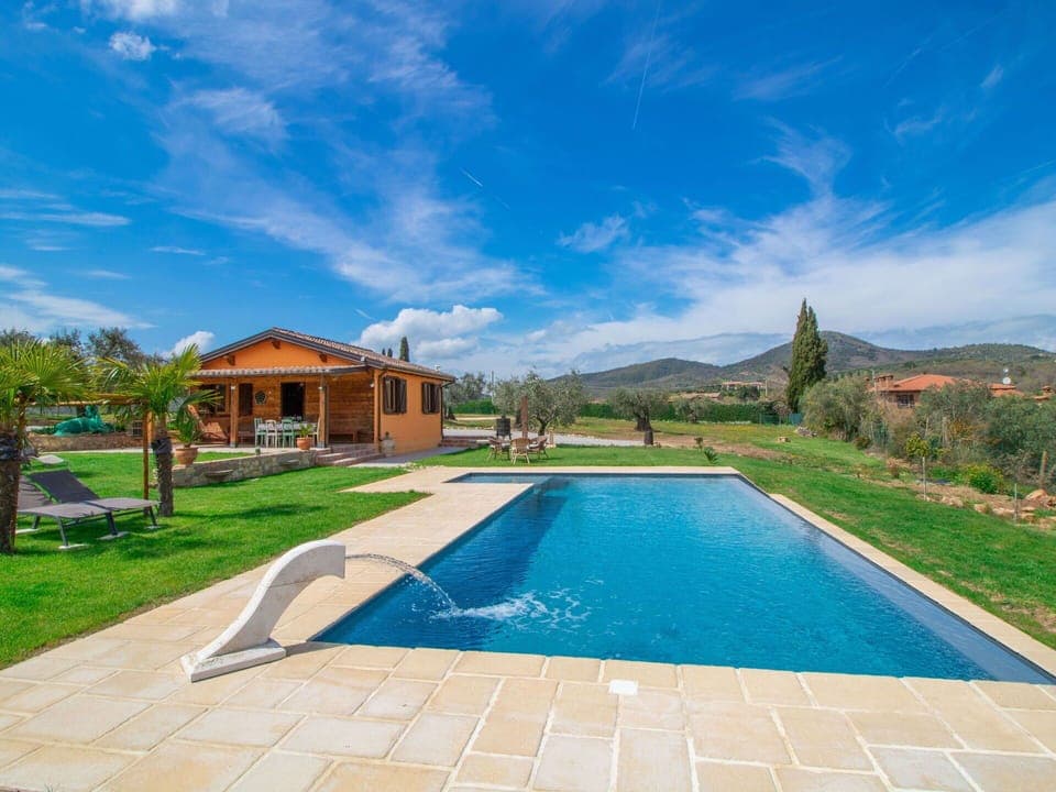 Cloud, Sky, Property, Building, Tree, Wood, Chair, Urban Design, Outdoor Furniture, Table