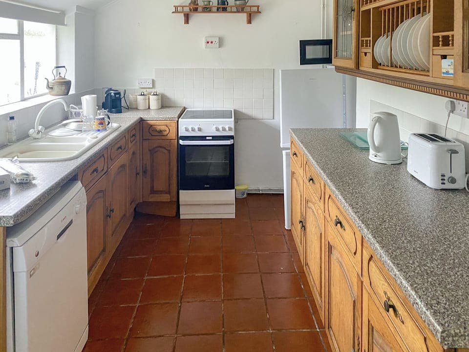 Kitchen | Pencaire, Helston & The Lizard