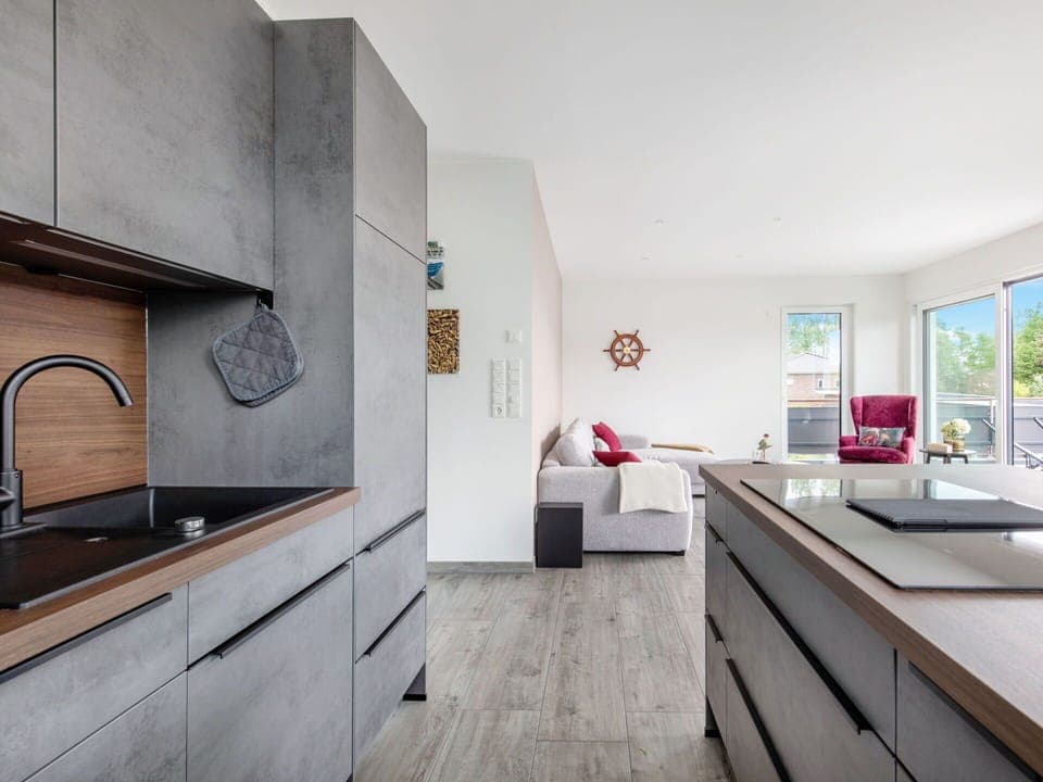 Countertop, Cabinetry, Tap, Sink, Building, Kitchen, Window, Wood, Plumbing Fixture, Houseplant