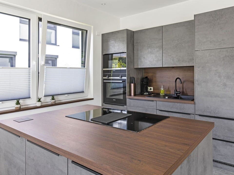 Countertop, Cabinetry, Kitchen Sink, Property, Tap, Sink, Window, Kitchen Stove, Wood, Kitchen