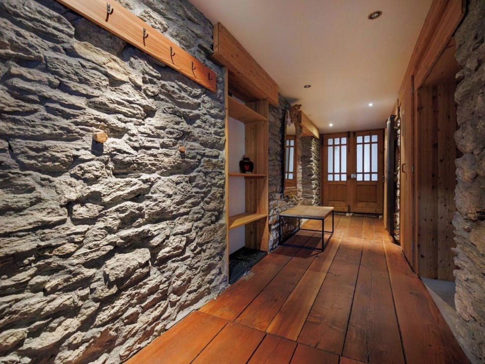 Wall, Flooring, Wood, Floor, Ceiling, Interior Design, Stone Wall, Door, Wood Flooring, Wood Stain