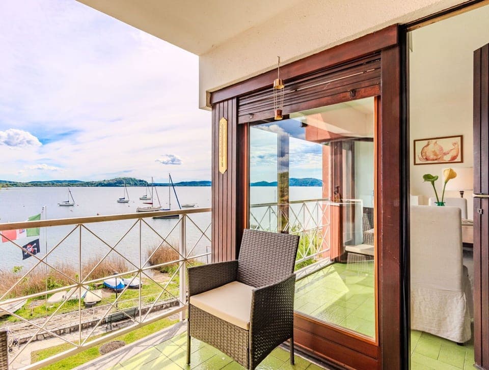 Building, Property, Sky, Shade, Wood, Water, Cloud, Interior Design, Architecture, Comfort