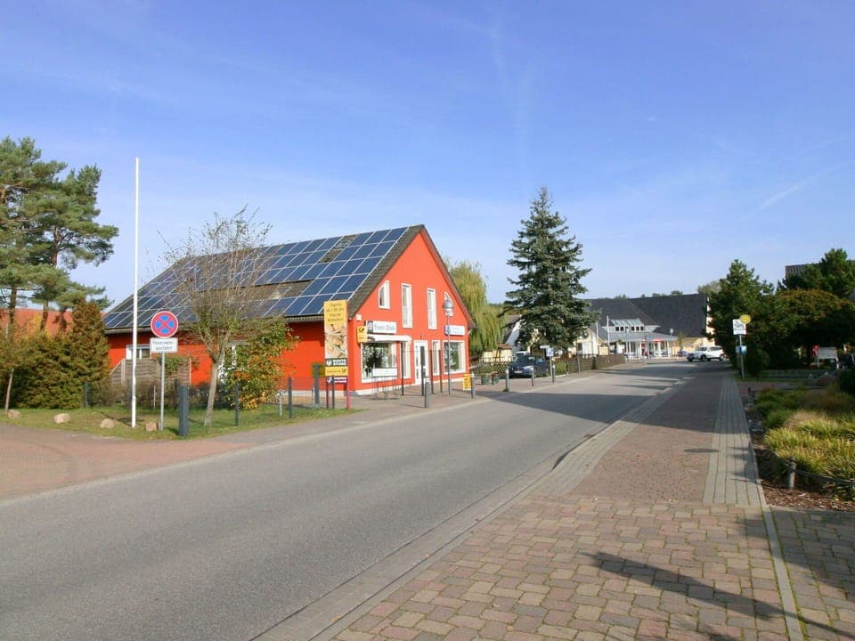 Furniture, Table, Sky, Chair, Wood, Interior Design, Tree, Floor, Shade, Building