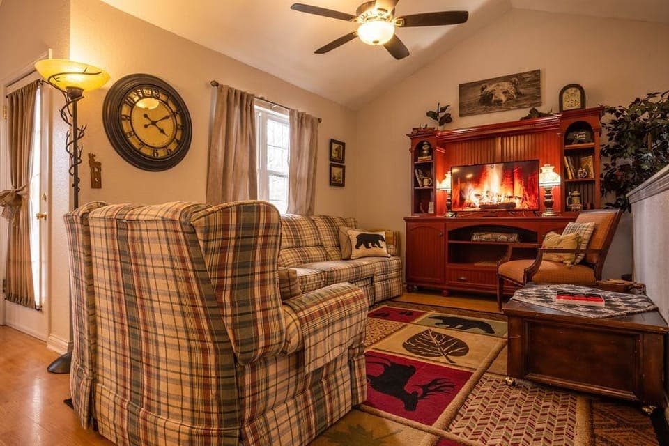 Living-room on main floor (w/ smart TV)