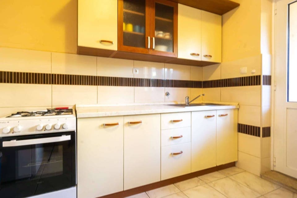 Apartment 3