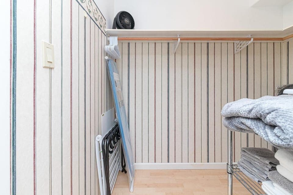 Walking closet in Master bedroom