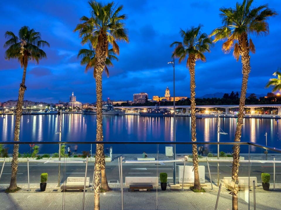 Water, Cloud, Sky, Plant, Light, Nature, Azure, Building, Blue, Lighting