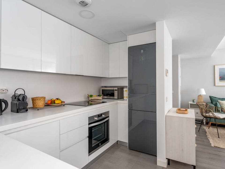 Sky, Snow, Building, Window, Slope, Freezing, House, Geological Phenomenon, Urban Design, Winter