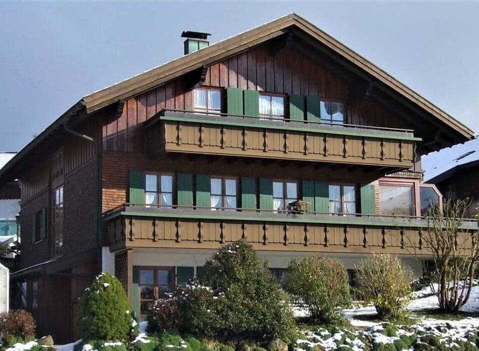 Holiday Home Exterior [winter]