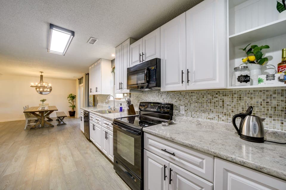 Well equipped kitchen