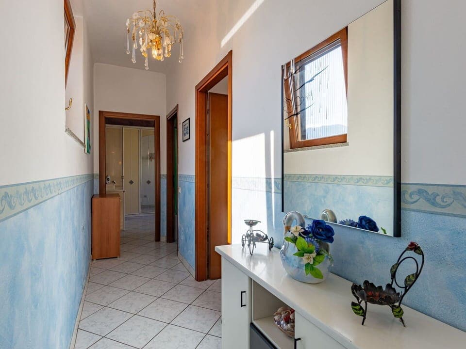 Plant, Water, Building, Sky, Property, Swimming Pool, Azure, Tree, Body Of Water, Leisure