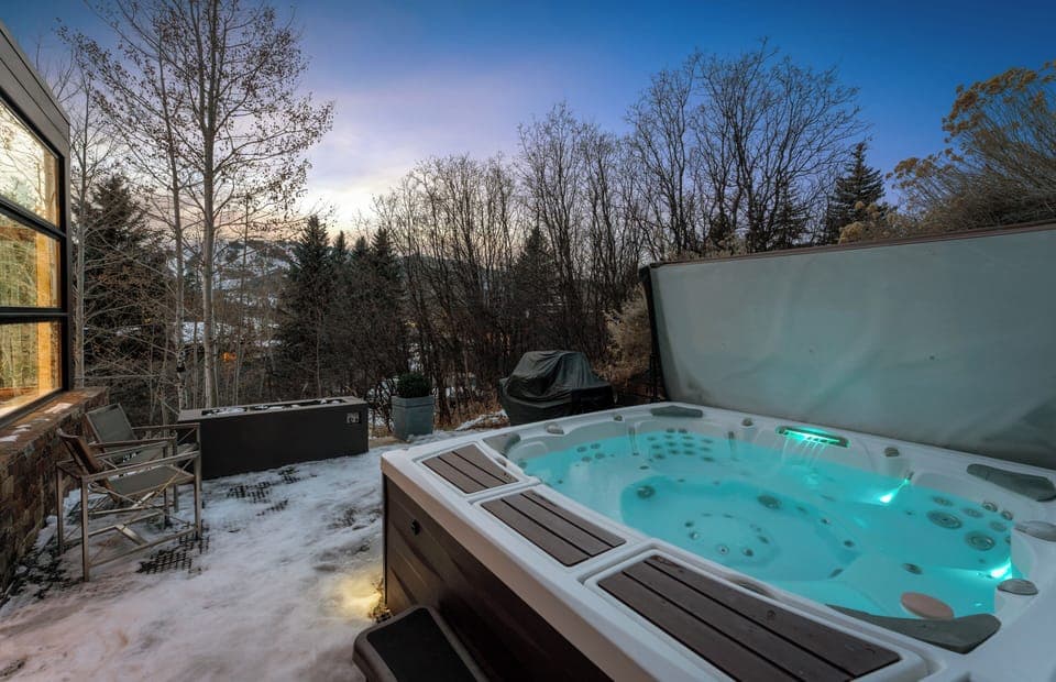 Private Hot Tub