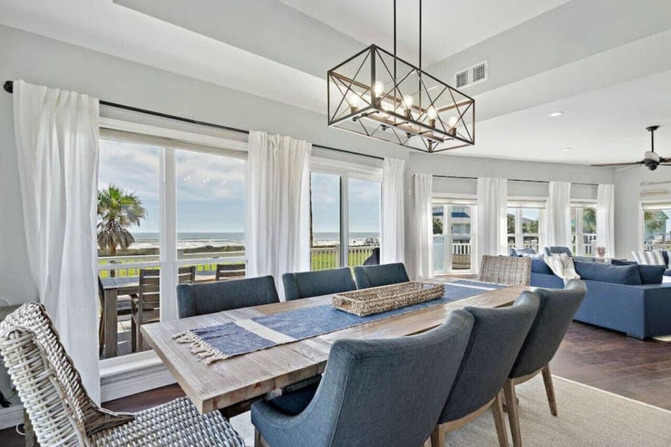 Create lasting memories around the dining table