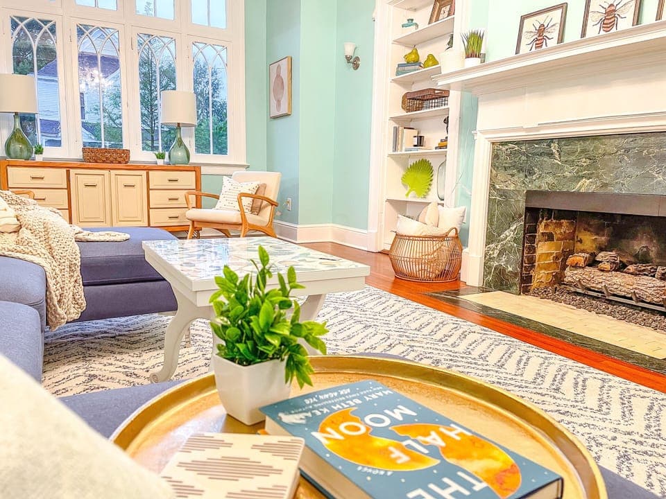 ad8bb613-5b47-4251-a6b4-331993da180c