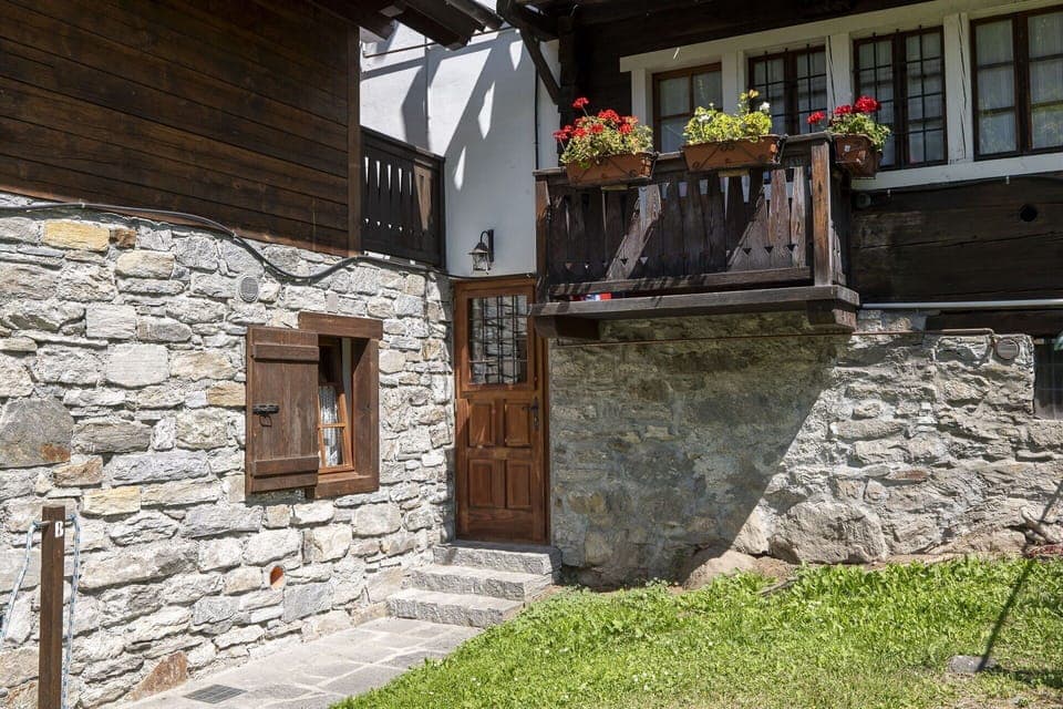 Building, Window, Plant, Door, Wood, Flower, House, Cottage, Residential Area, Houseplant